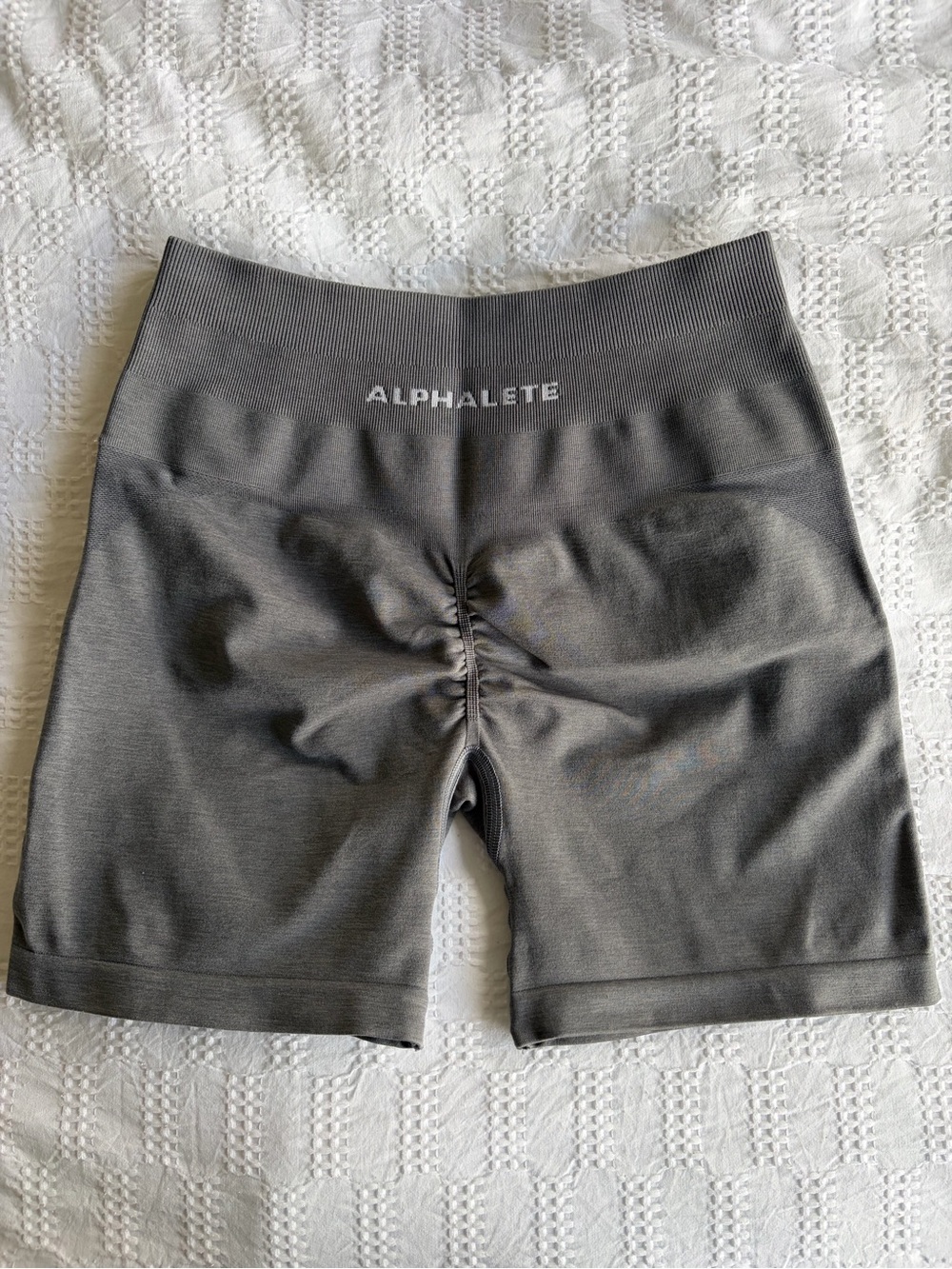 Alphalete Amplify 4.5 Shorts - Titanium